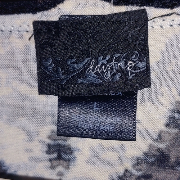 Women's Daytrip tshirt - Picture 4 of 6